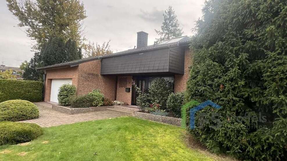 Haus zum Kaufen in Düren 598.000 € 286 m²