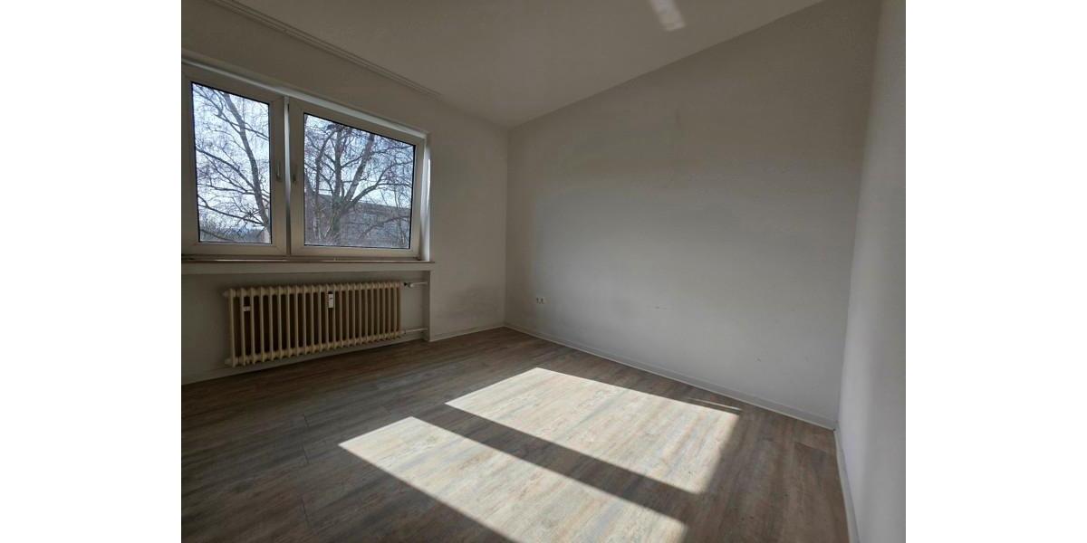 Etagenwohnung Aachen Aachen-Mitte - 3 Zimmer, 79 m&sup2;, 846&euro; | Angebot:25823139