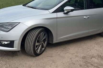 Seat Leon 162.310 km 9.900 &euro; Aldenhoven 52457
