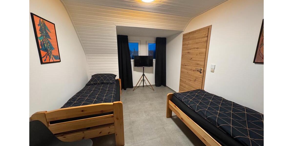 Dachgeschoßwohnung Eschweiler - 2 Zimmer, 45 m&sup2;, 1.300&euro; | Angebot:26447976