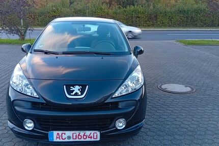 Peugeot 207 103.657 km 2.699 € Aachen 52080