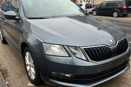 Skoda Octavia 256.000 km 7.950 € Aachen 52080