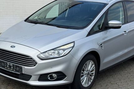 Ford S-Max 204.000 km 8.900 &euro; Düren 52353