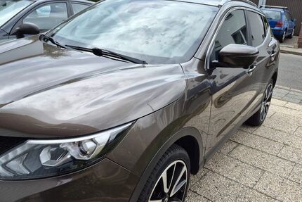 Nissan Qashqai 66.000 km 13.399 € Düren 52355