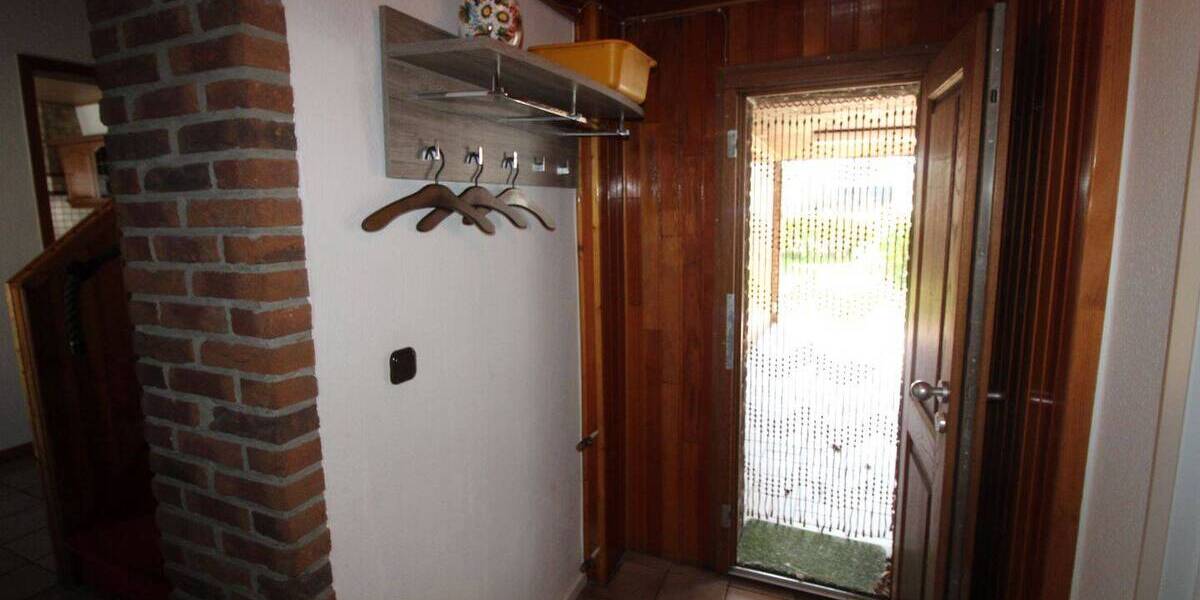 Mehrfamilienhaus, Wohnhaus Geilenkirchen Lindern - 6 Zimmer, 124 m&sup2;, 229.000&euro; | Angebot:25728232