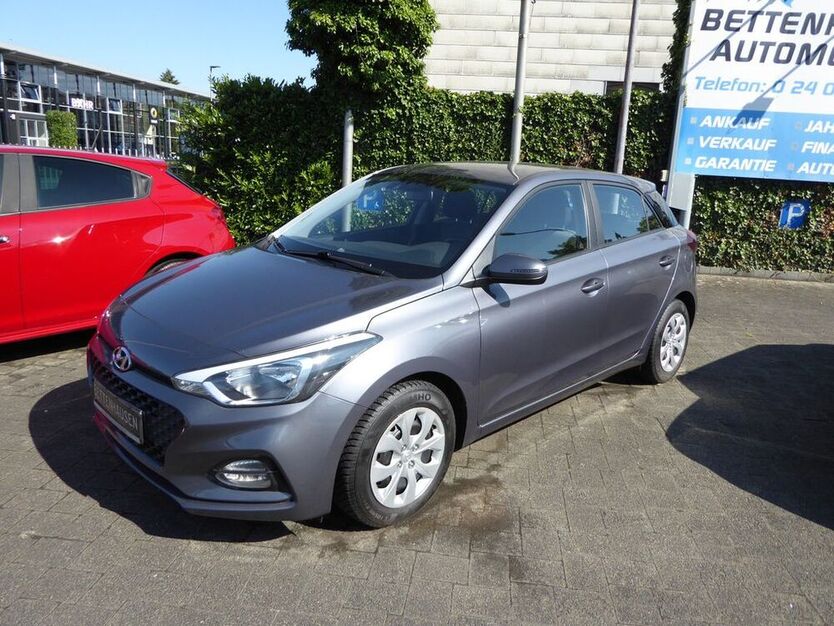 i20