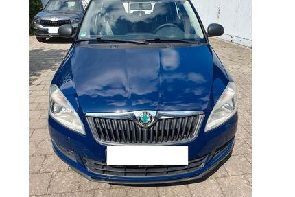 Skoda Fabia 143.000 km 2.700 € Düren 52349