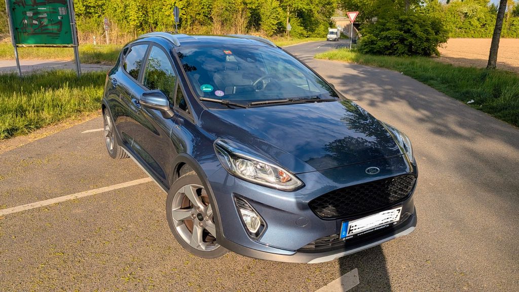 Ford Fiesta 93.600 km 10.999 &euro; Geilenkirchen 52511