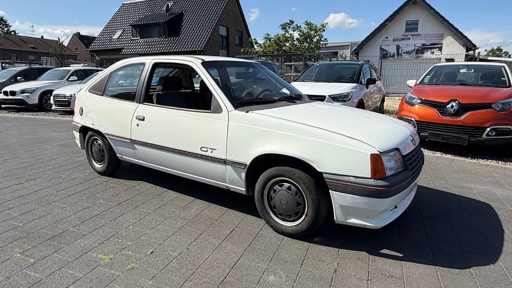 Opel Kadett 68.485 km 2.900 &euro; Übach Palenberg 52531