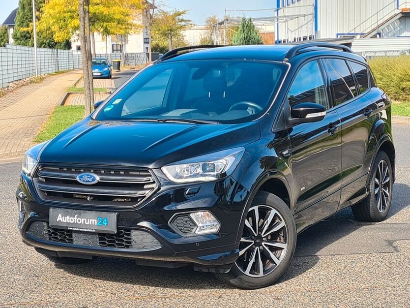 Ford Kuga 91.000 km 13.999 € Jülich 52428