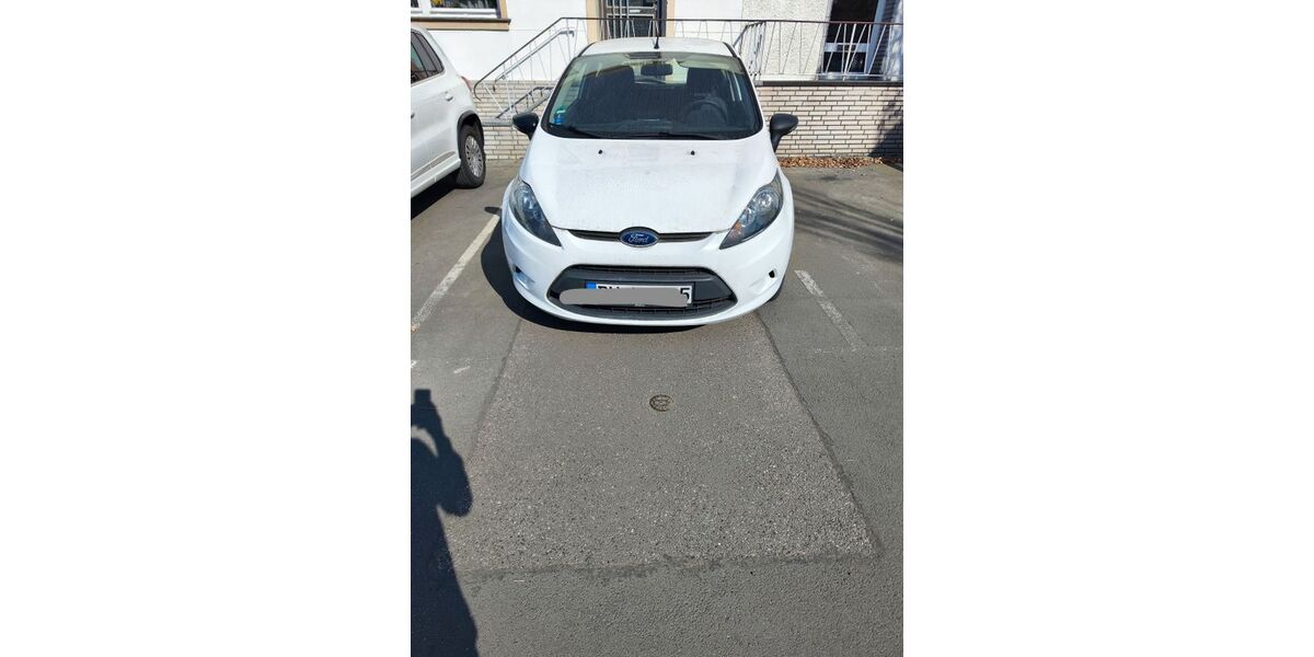Ford Fiesta 235.000 km 2.400 &euro; Düren 52351
