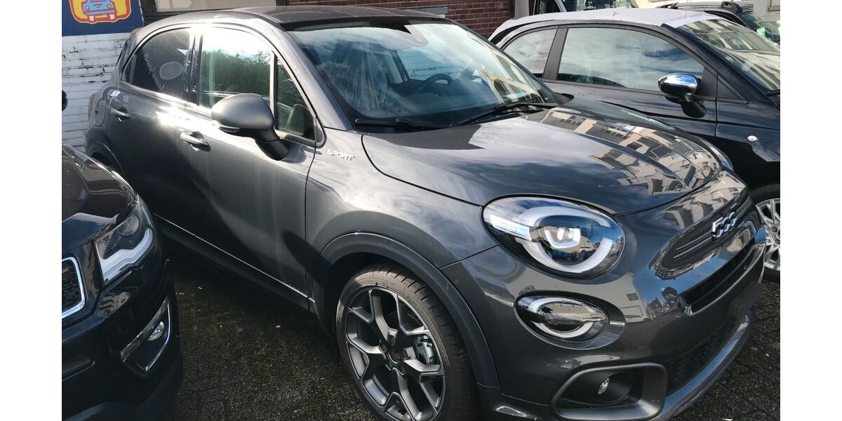 Fiat 500X 5 km 23.699 &euro; Baesweiler 52499