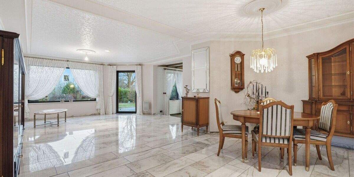 Stilvolles Bungalow in familienfreundlicher Lage von Stolberg - vollunterkellert! 3 zimmer