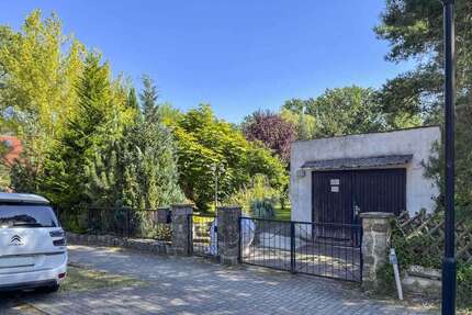 Grundstück zu verkaufen in GlienickeNord 299.000 € 629.1 m²