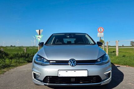 VW Golf 84.890 km 15.300 &euro; Aachen 52074