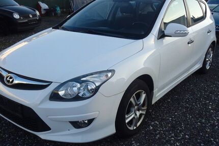 Hyundai i30 193.000 km 2.950 &euro; Alsdorf 52477