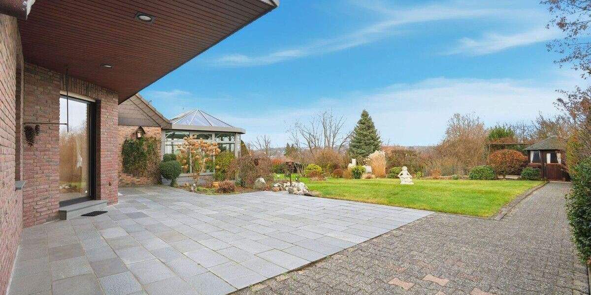 Stilvolles Bungalow in familienfreundlicher Lage von Stolberg - vollunterkellert! 3 zimmer