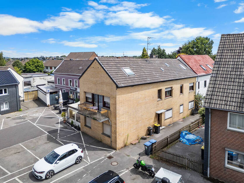 *** WEDOW *** Zweifamilienhaus in Herzogenrath – vielseitig nutzbar!