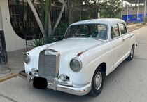 Mercedes 220