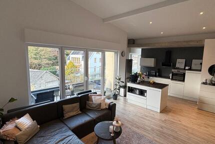 Haus Stolberg (Rhld.) Gressenich - 1 Zimmer, 120 m&sup2;, 1.385&euro; | Angebot:25177792