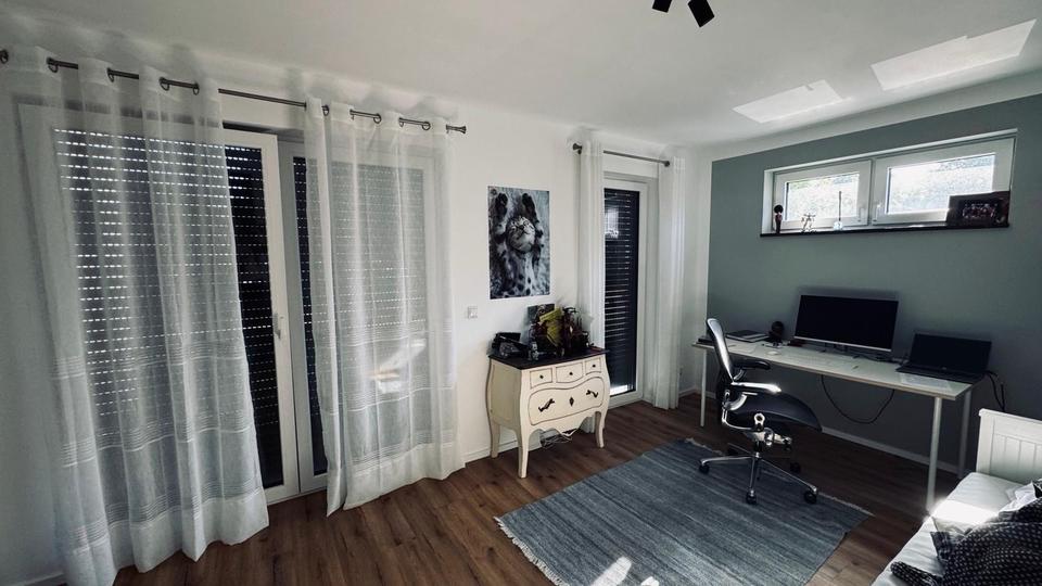 Doppelhaushälfte Niederzier - 2 Zimmer, 122 m&sup2;, 1.540&euro; | Angebot:24742221