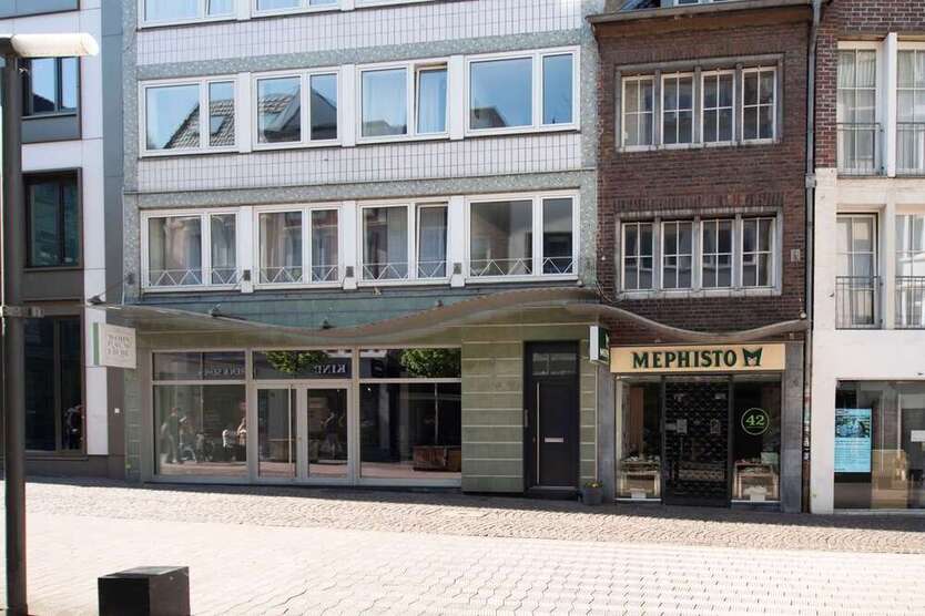 Einzelhandel in Aachen 3.000 € 160 m²