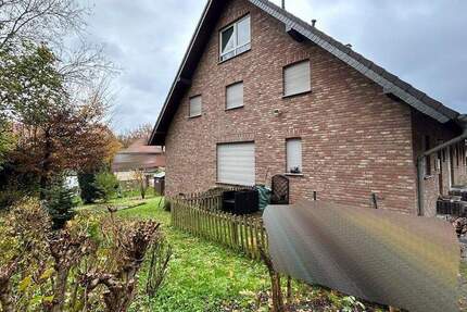 Großzügige Doppelhaushälfte mit Garten, Balkon und Stellplatz in ruhiger Waldrandlage 6 zimmer