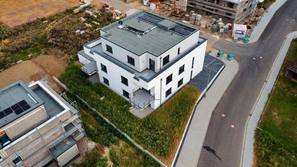 Moderne Erdgeschosswohnung mit Garten und Stellplatz zu vermieten 3 zimmer