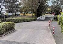 Tiefgaragenstellplatz ab 01.08.2025 zu vermieten – Kerpen-Brüggen