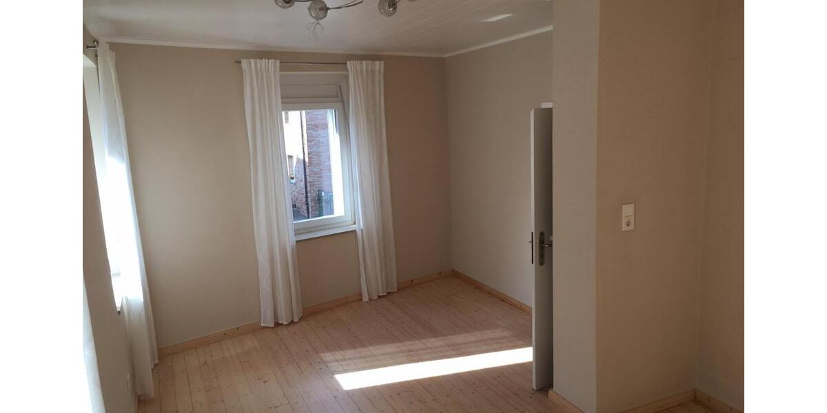 Einfamilienhaus Stolberg (Rhld.) Gressenich - 5 Zimmer, 140 m&sup2;, 1.075&euro; | Angebot:26229003