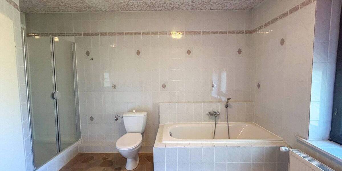 Mehrfamilienhaus, Wohnhaus Aachen Aachen-Mitte - 8 Zimmer, 291 m&sup2;, 495.000&euro; | Angebot:26305879