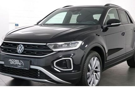 VW T-Roc 17.891 km 29.760 € Alsdorf 52477