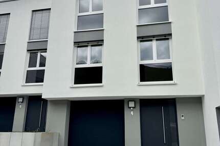 Haus zum Mieten in Bad Wildbad 1.790 € 137 m²