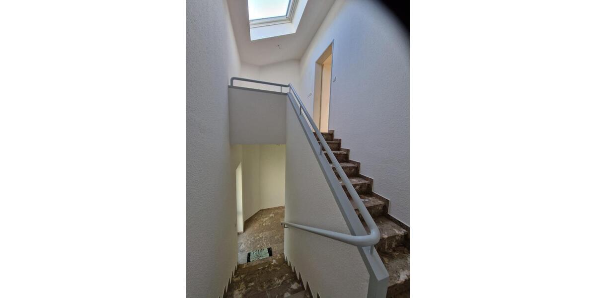 Dachgeschoßwohnung Aachen Aachen-Mitte - 2 Zimmer, 80 m&sup2;, 880&euro; | Angebot:25269455