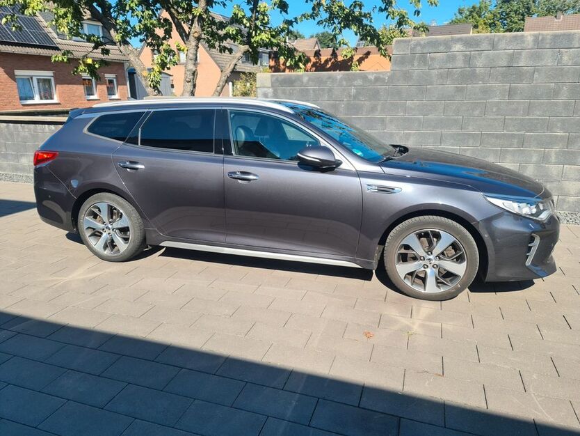 Kia Optima 131.500 km 14.500 € Aldenhoven 52457