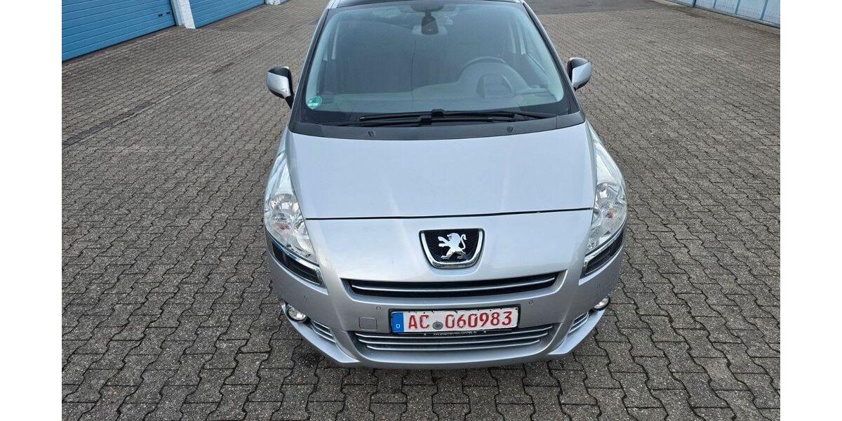 Peugeot 5008 170.000 km 4.399 &euro; Aachen 52068