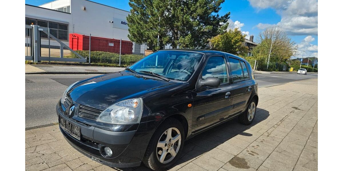 Renault Clio 140.000 km 1.199 &euro; Aachen 52070
