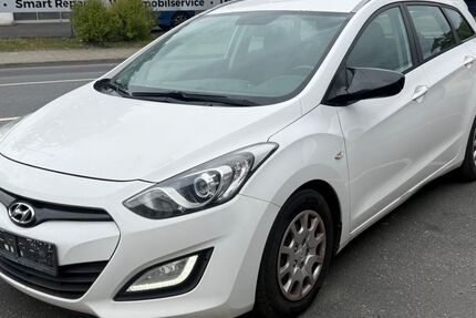 Hyundai i30 285.000 km 2.390 &euro; Düren 52349
