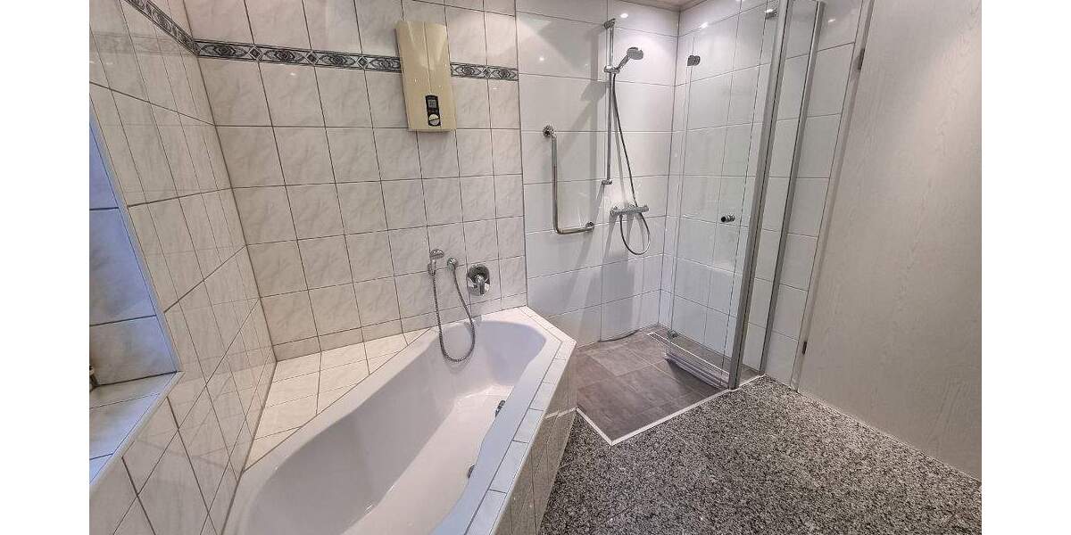 Terrassenwohnung Baesweiler Puffendorf - 3 Zimmer, 114 m&sup2;, 970&euro; | Angebot:25777724