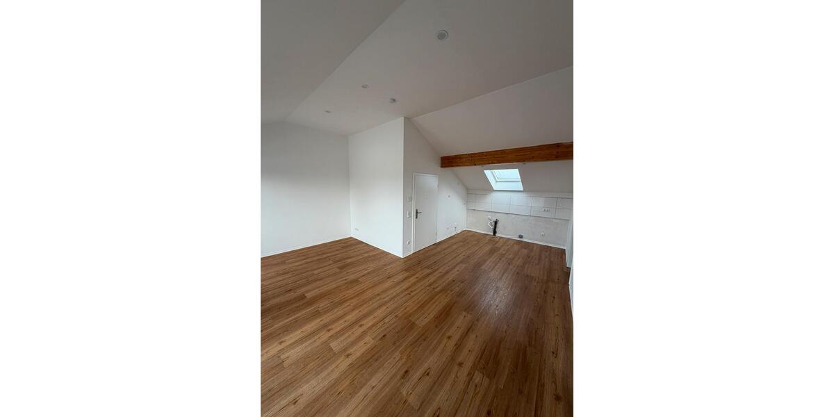 Dachgeschoßwohnung Linnich - 1.5 Zimmer, 60 m&sup2;, 750&euro; | Angebot:26131989