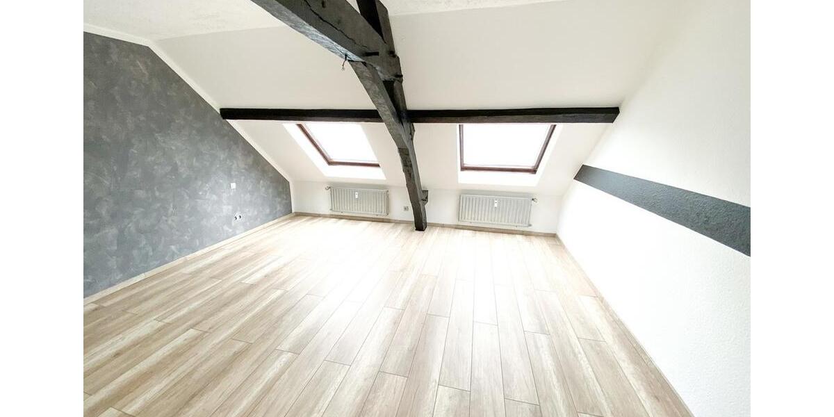 Dachgeschoßwohnung Alsdorf - 2 Zimmer, 89 m&sup2;, 650&euro; | Angebot:25655173