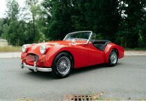 Triumph Andere