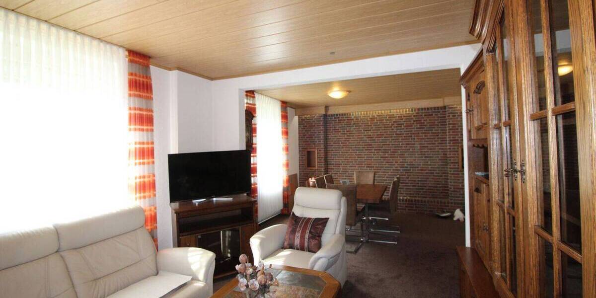 Mehrfamilienhaus, Wohnhaus Geilenkirchen Lindern - 6 Zimmer, 124 m&sup2;, 229.000&euro; | Angebot:25728232