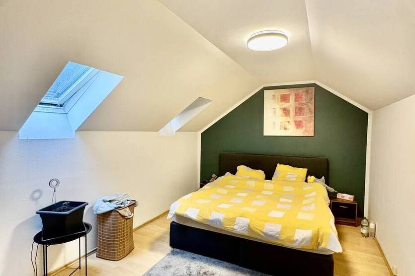 *** WEDOW *** Charmante MaisonetteWohnung mit Terrasse im Innenhof