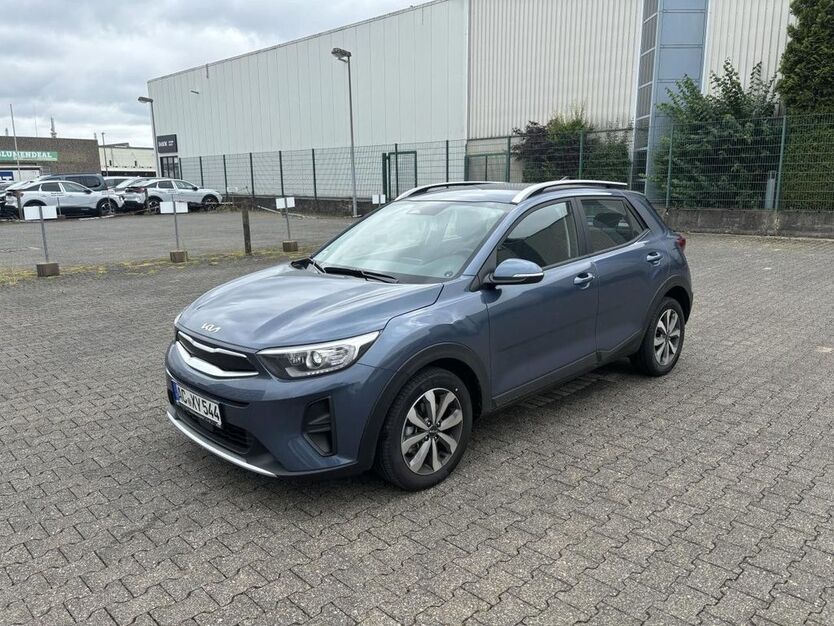 Kia Stonic 8.600 km 17.980 € Aachen 52078