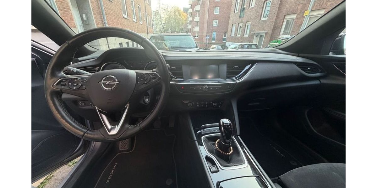 Opel Insignia 97.800 km 16.000 &euro; Aachen 52066