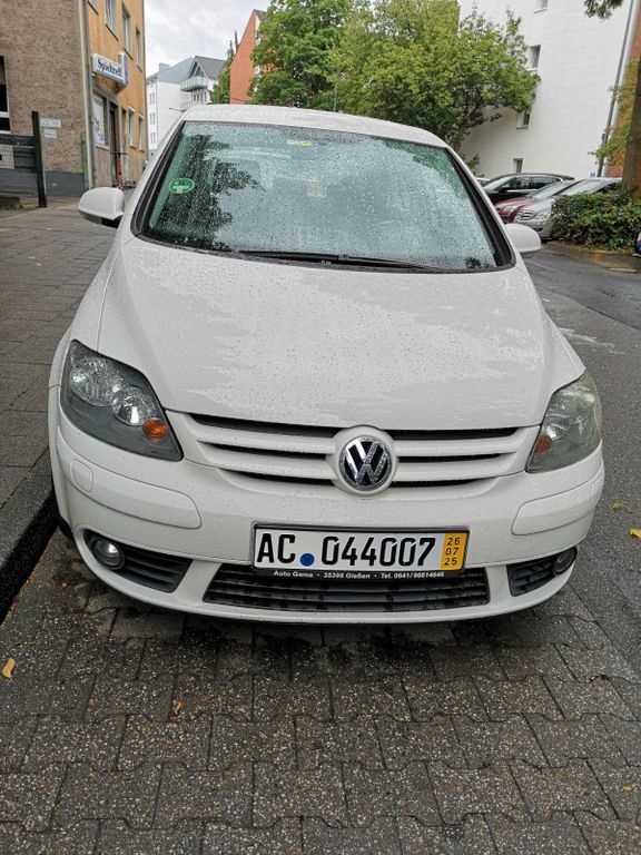 VW Golf Plus 236.378 km 3.500 € Aachen 52068