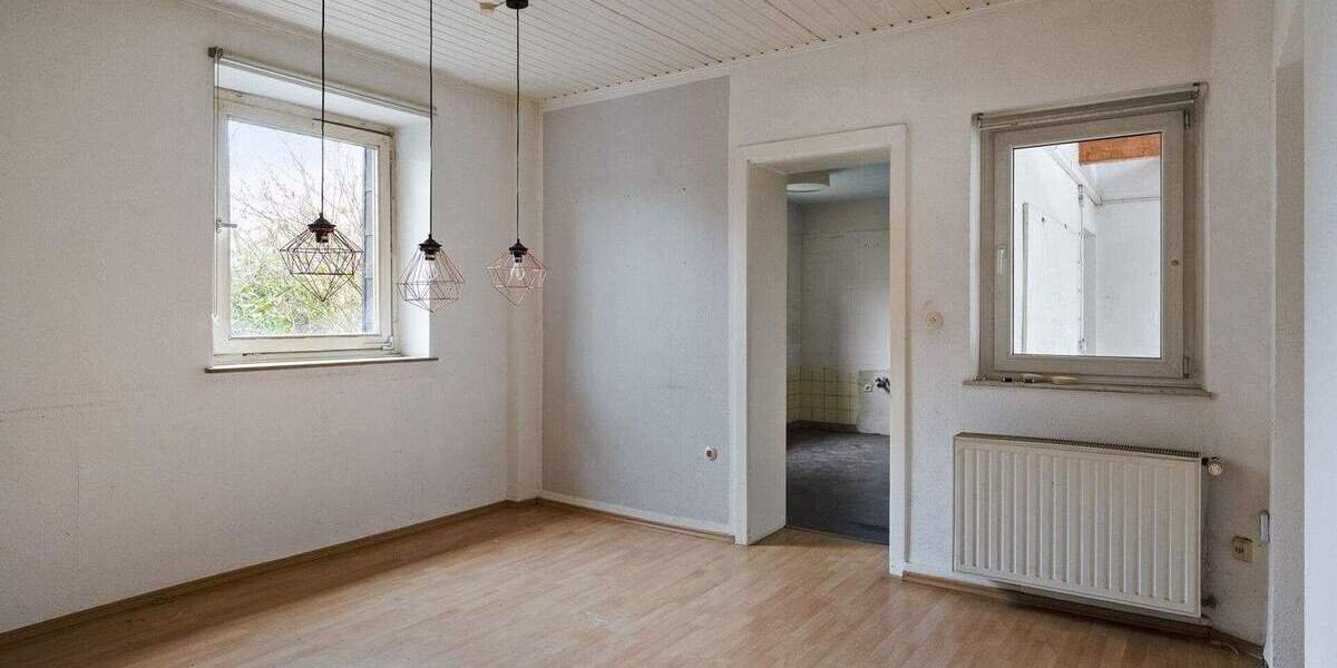 Mehrfamilienhaus, Wohnhaus Geilenkirchen - 6 Zimmer, 140 m&sup2;, 369.000&euro; | Angebot:25707174