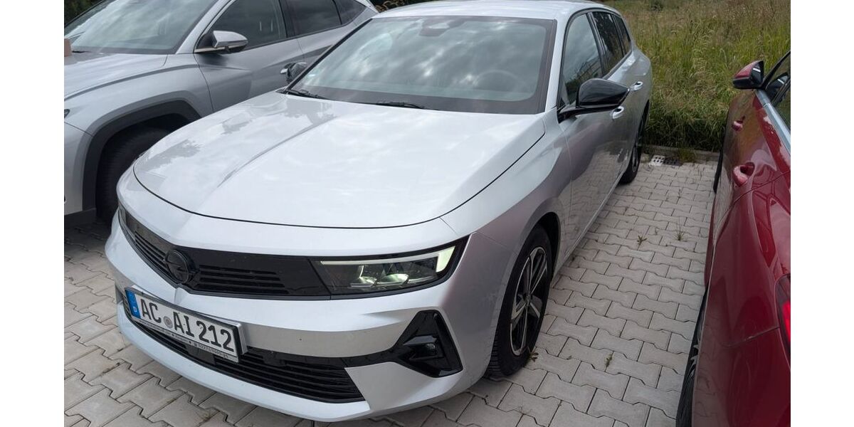 Opel Astra 13.000 km 18.800 &euro; Baesweiler 52499