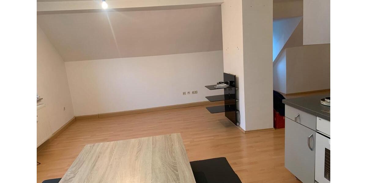 Dachgeschoßwohnung Roetgen - 2.5 Zimmer, 52 m&sup2;, 460&euro; | Angebot:26441284